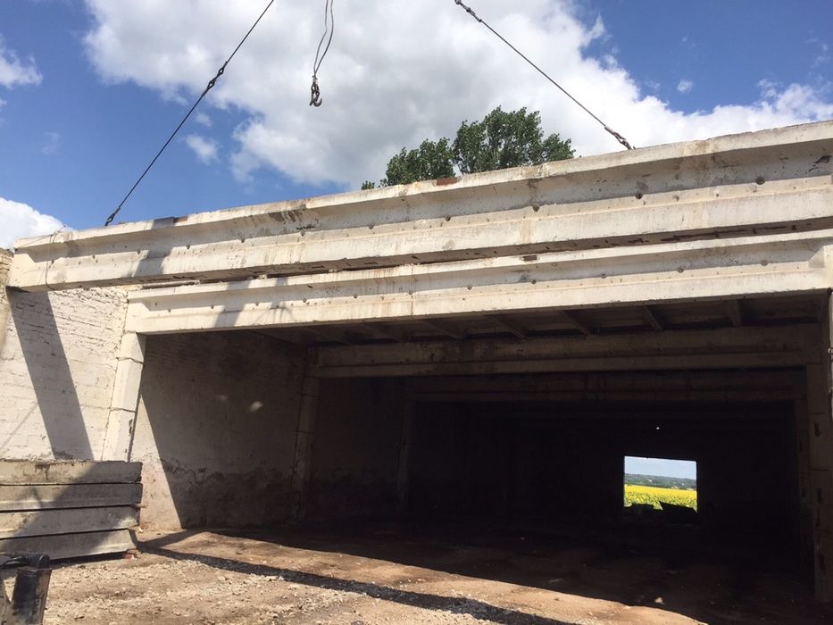 Продам колонны, ригеля 12м