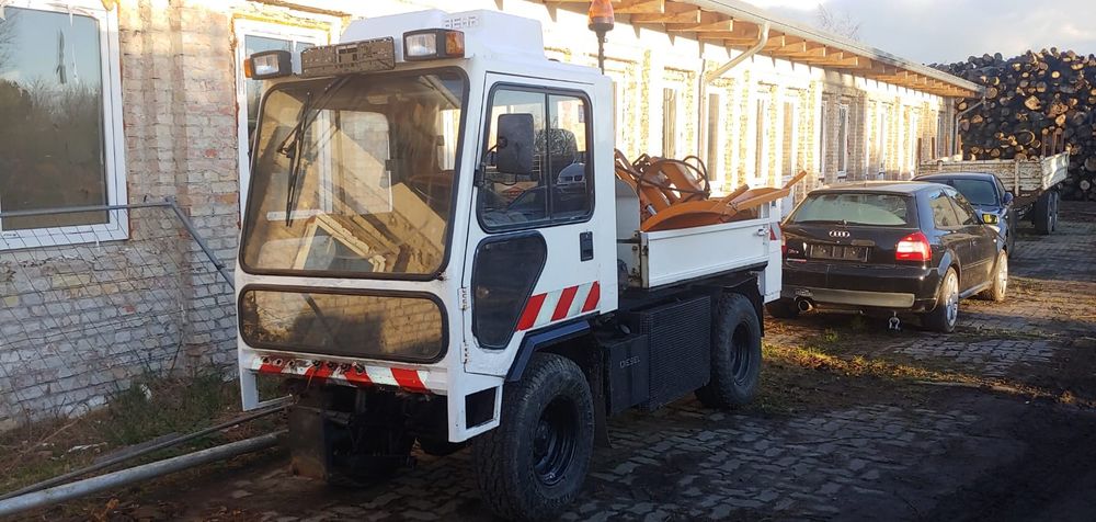 Ladog G129 4x4 hydrostat akcja zima pług strzałkowy piaskarko solarka