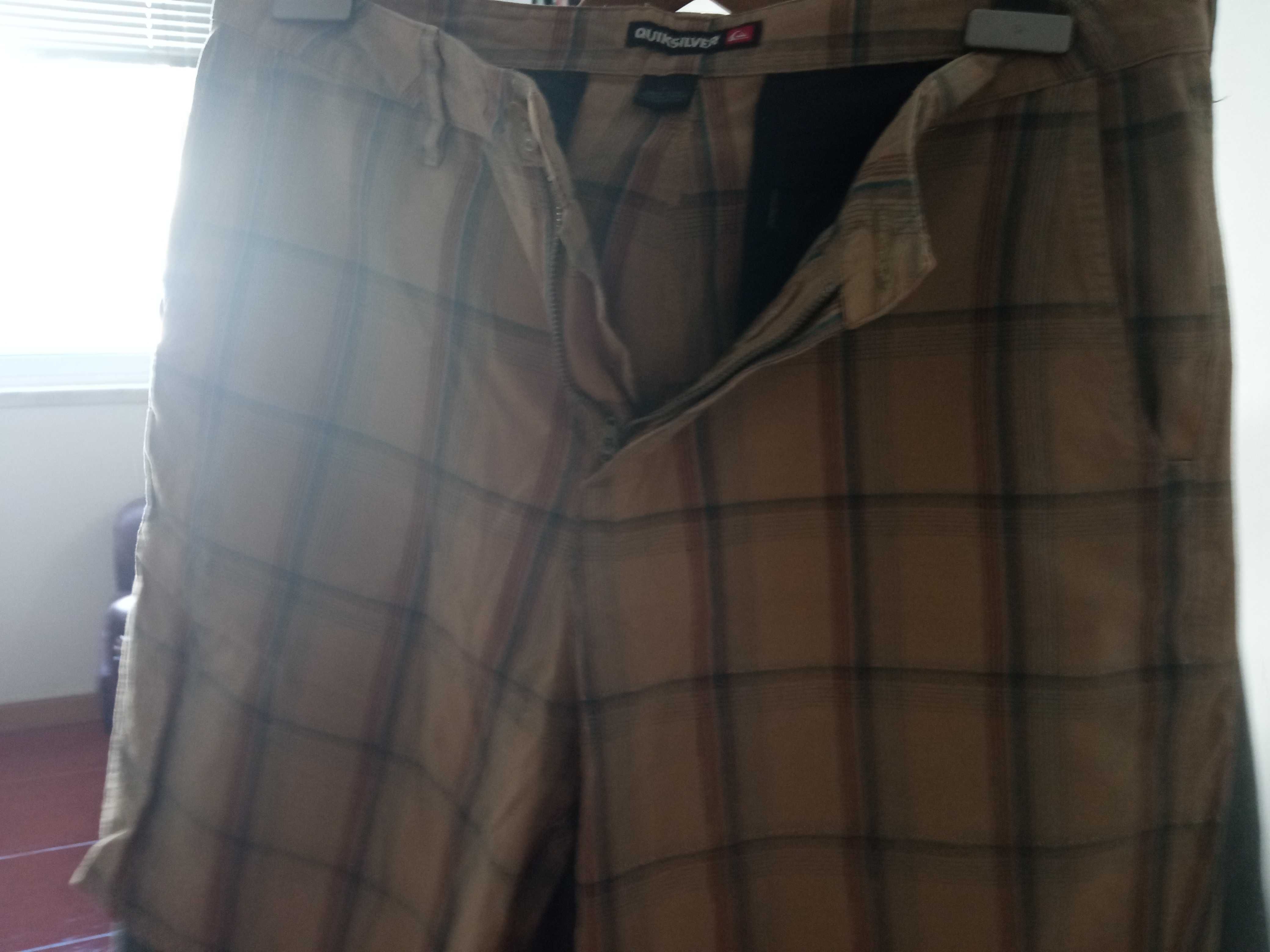 Bermudas QuikSilver, Tamanho 34