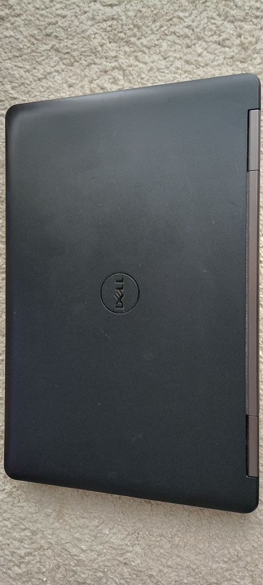 Laptop Dell 5540