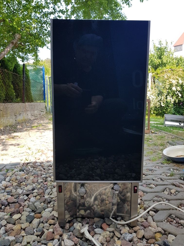 Chłodziarka do wina.