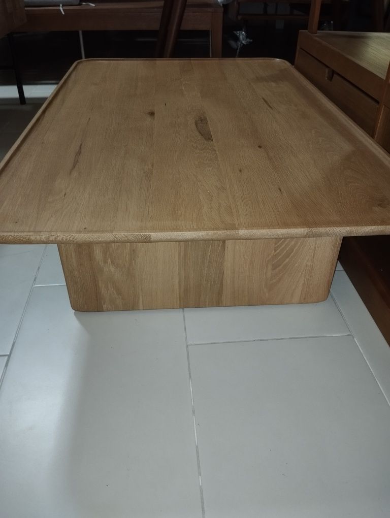 Mesa de centro em carvalho