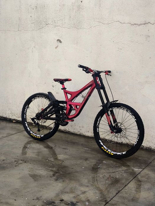 Bicicleta Downhill