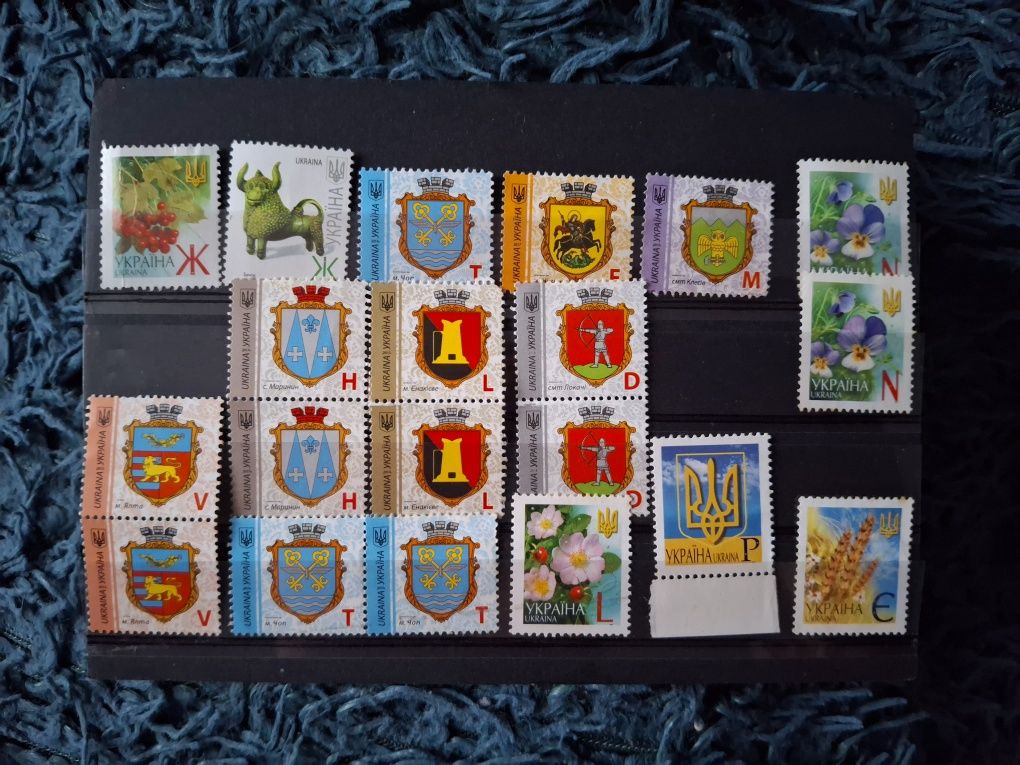 Марки України  продаю по номіналу Укрпошти,без націнки за роки.