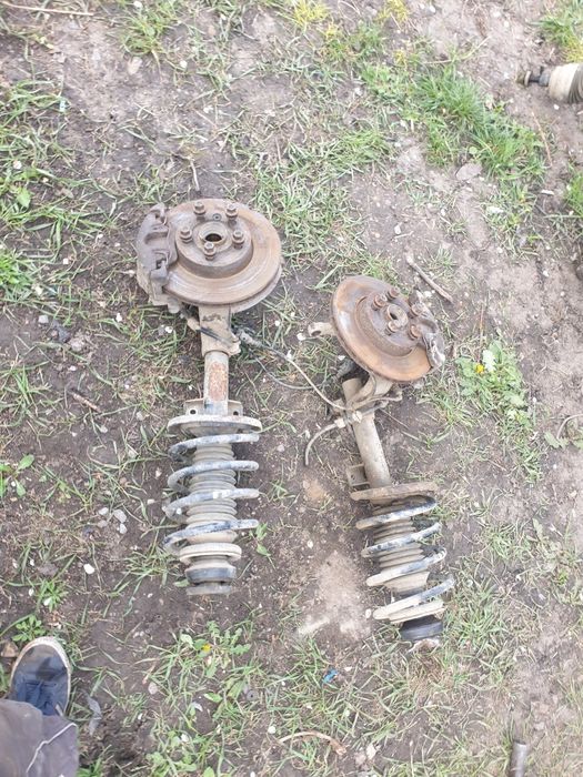 Стойки в зборі з ступіцами Ford Galaxy 1.9 D 01р