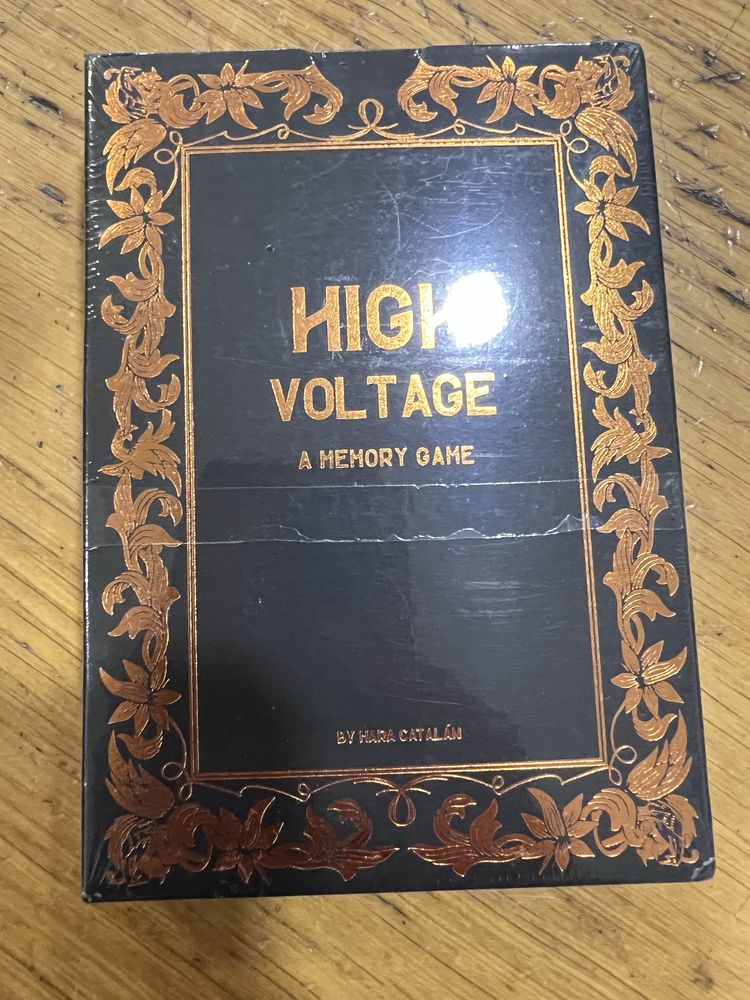High Voltage A Memory Game by Mara Catalán - NOVO