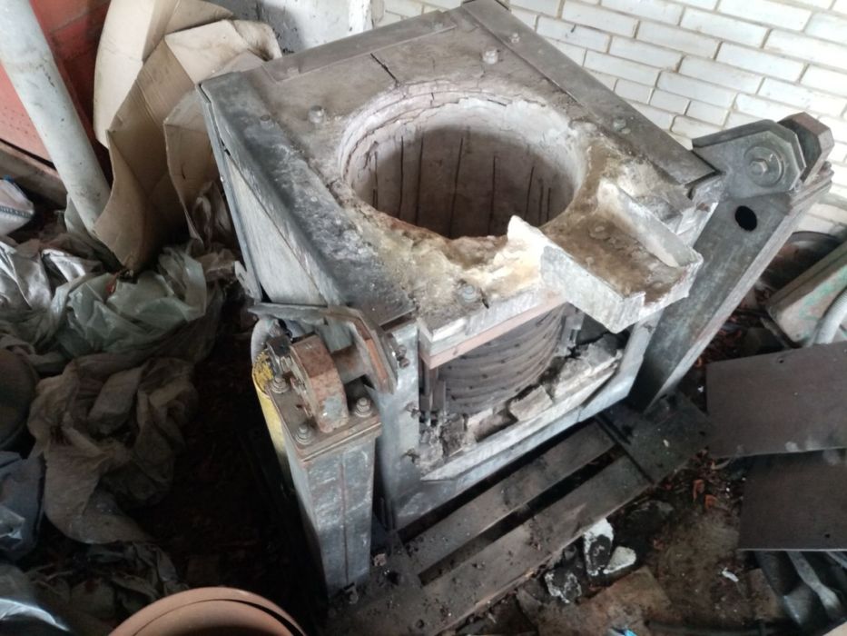 Продам Тиристорный преобразователь частоты ТПЧ320