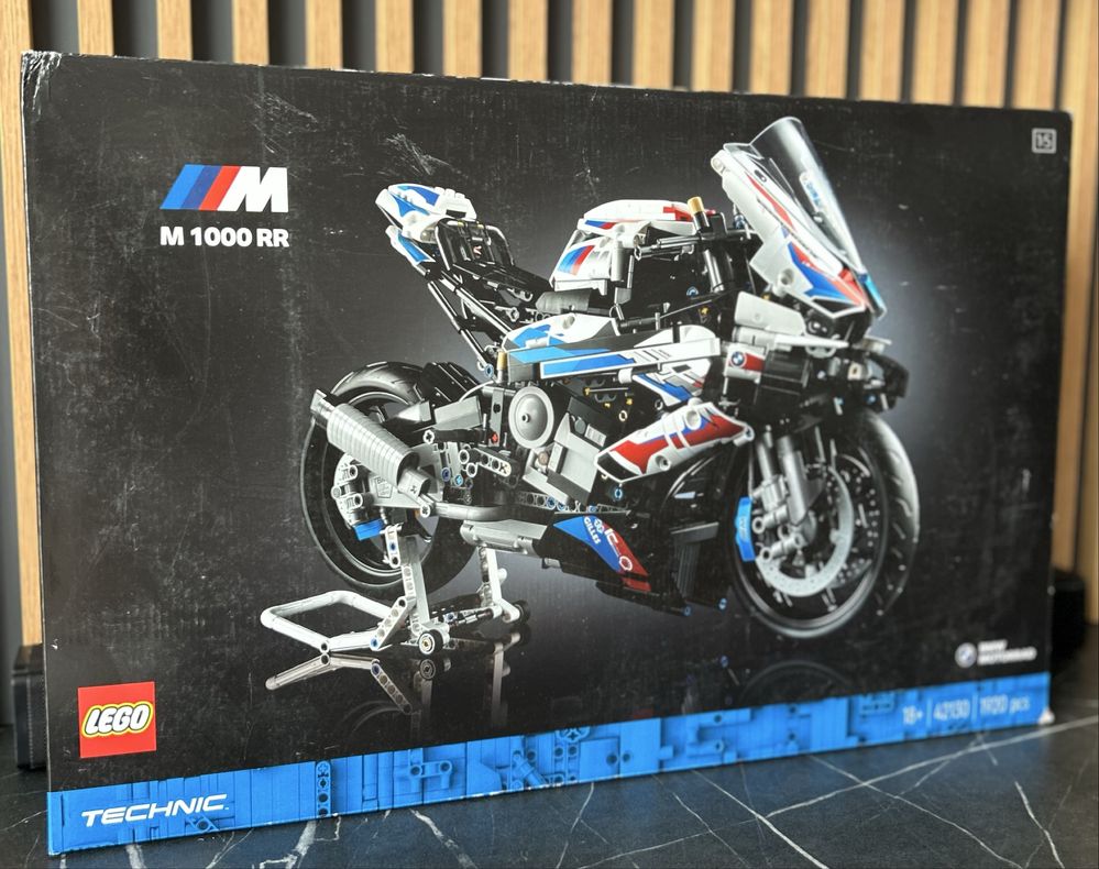 Zestaw Lego Technic BMW M 1000 RR (42130)