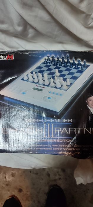 Komputer szachowy millenium