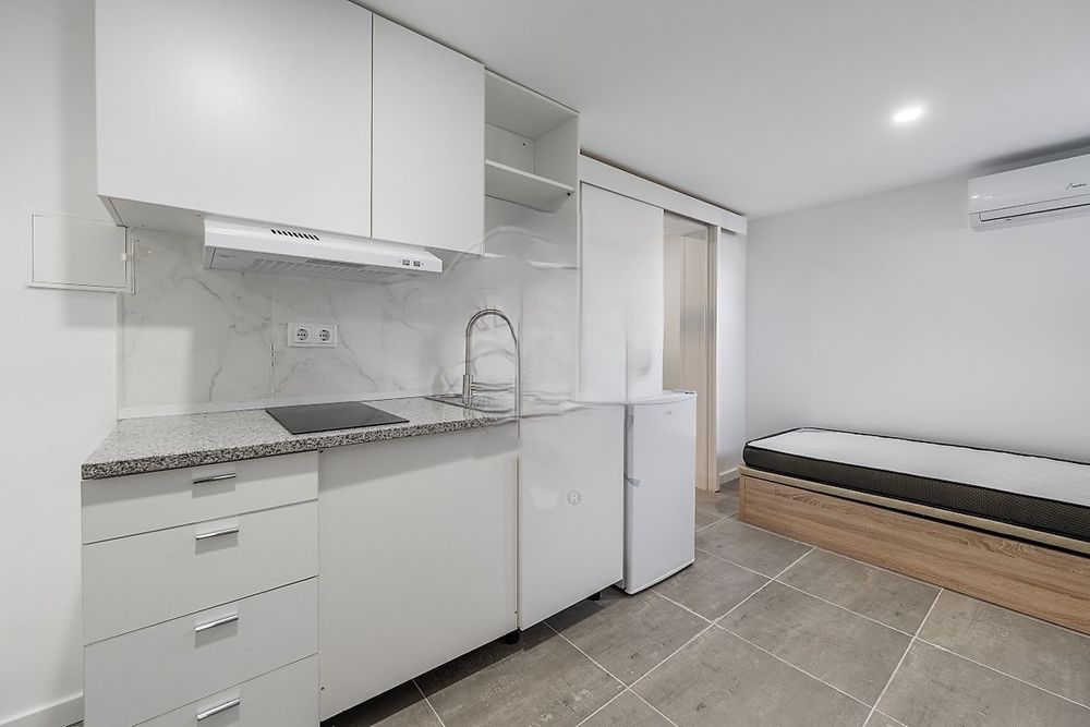 Studio's junto hospital S.João