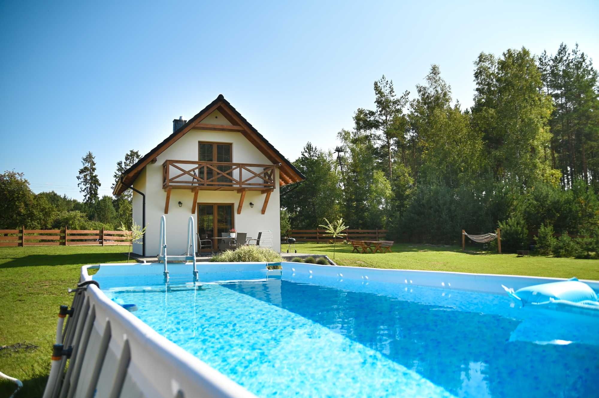 Domek na Kaszubach "Hubertówka" w Lipuszu +BASEN: wolne od 12.08!!