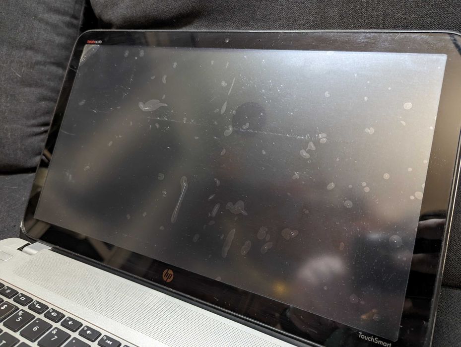 Laptop HP Envy 15 - mocny, sprawny z wadami