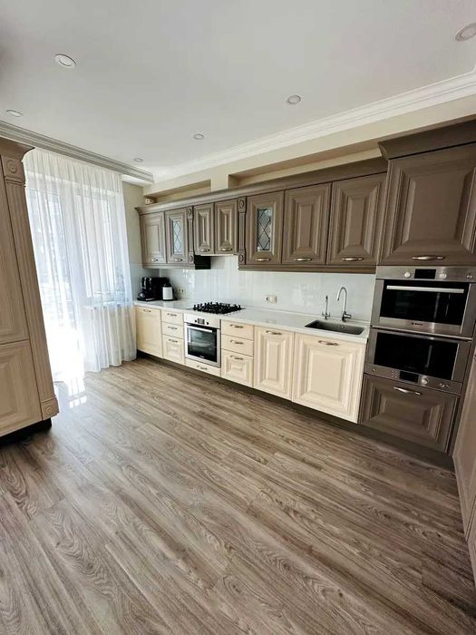 Продам квартиру Метрологічна вул., 109-А