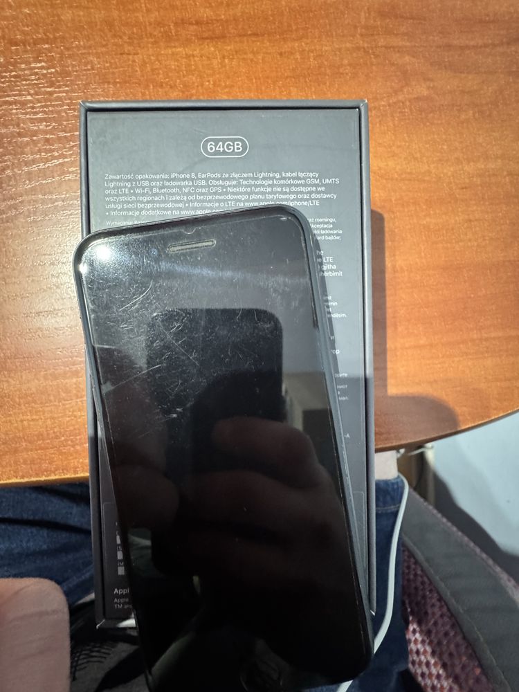 iPhone 8 64gb bateria 88%