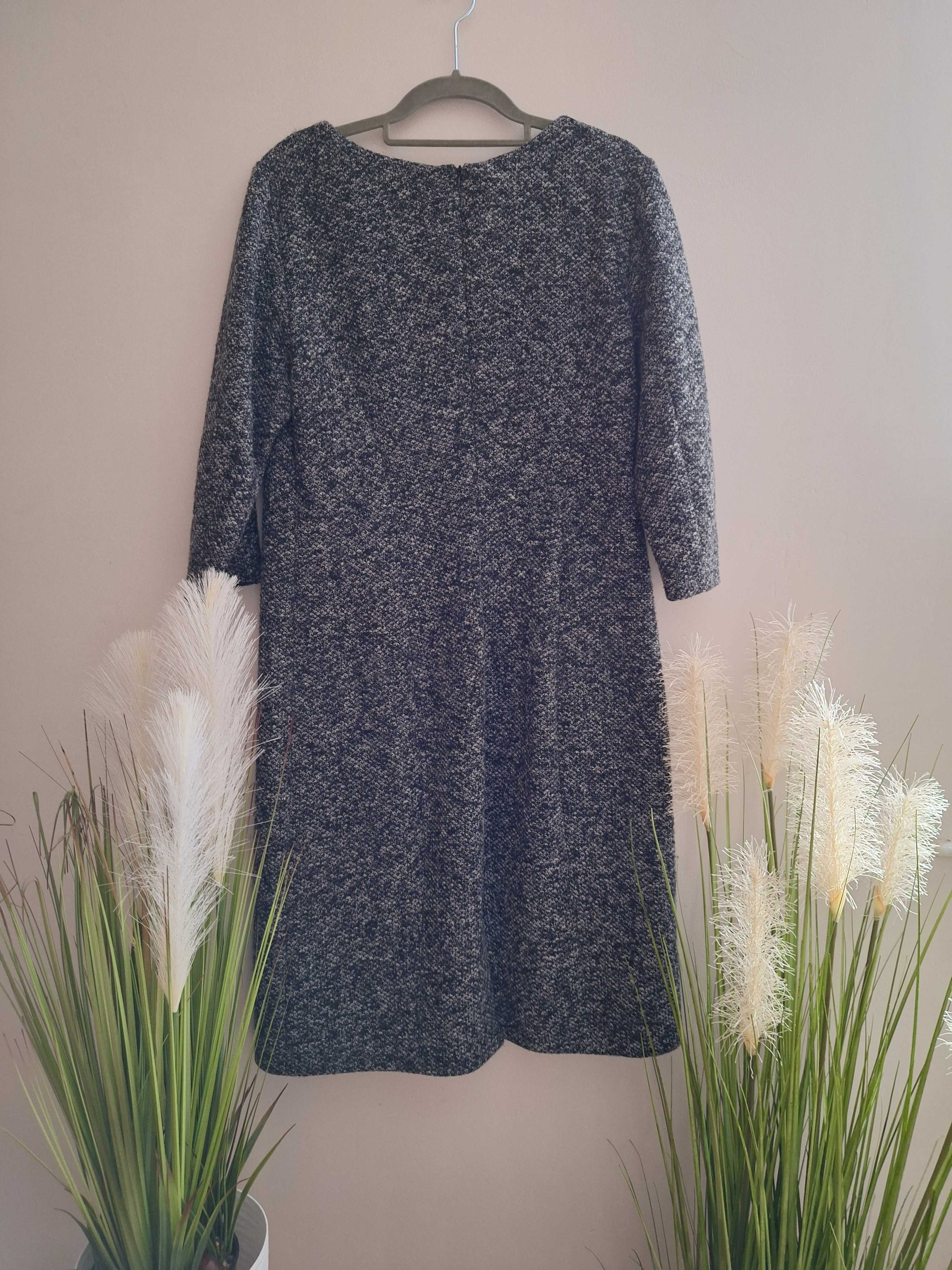 Sukienka sweterkowa prosta szara z 3/4 rękawem Kris Collection XL (42)