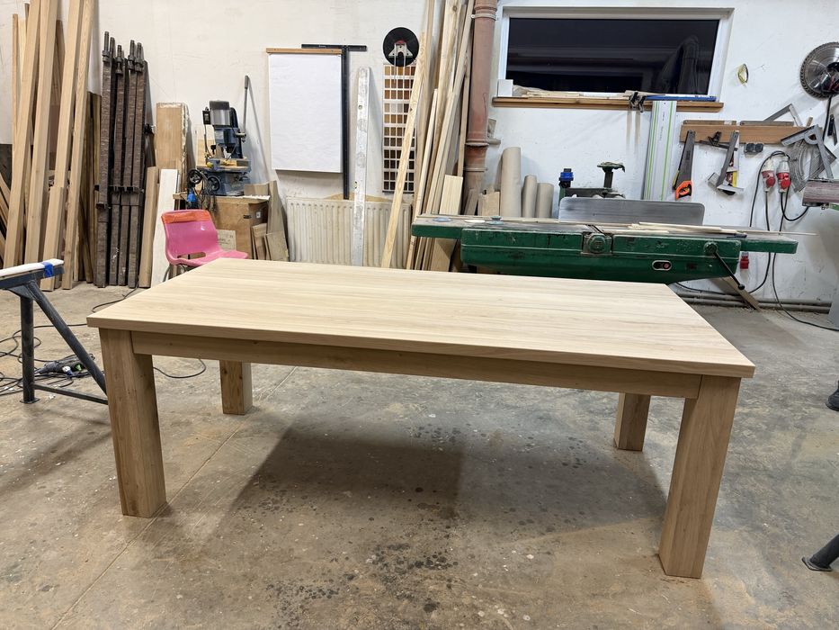 Sprzedam stół dębowy