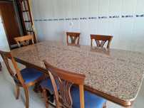 Mesa cozinha em pedra.