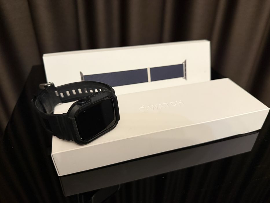 Apple Watch Series 9 GPS 45mm plus obudowa ochronna