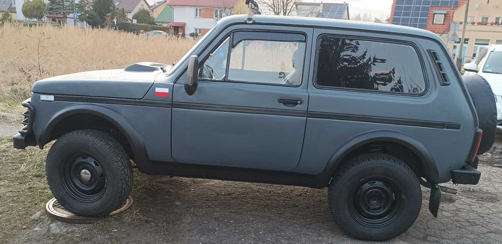 Lada Niva super stan