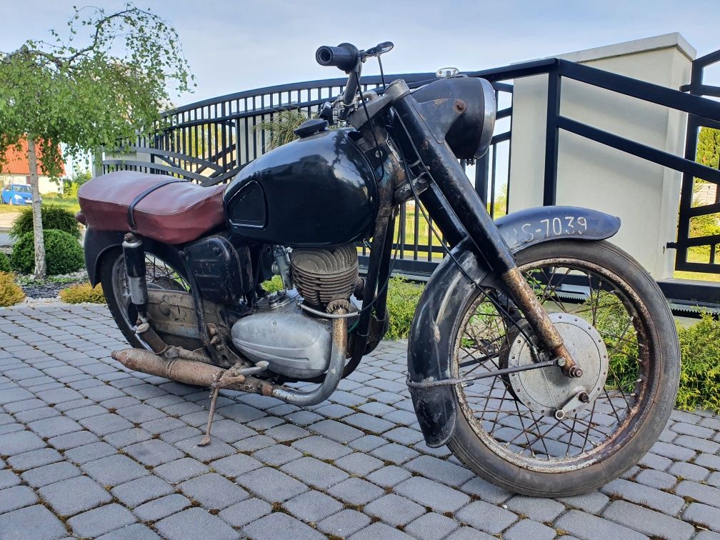 Pannonia panonia 250 TLF  De Luxe  1959r odpala jeździ
