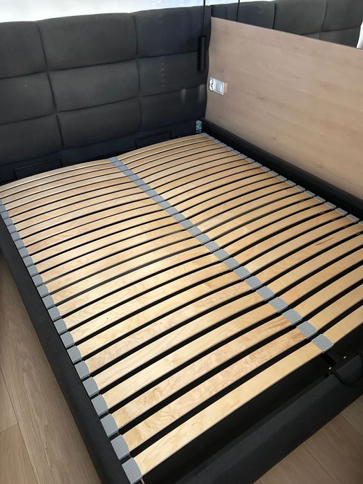 Łóżko do materaca 160x200