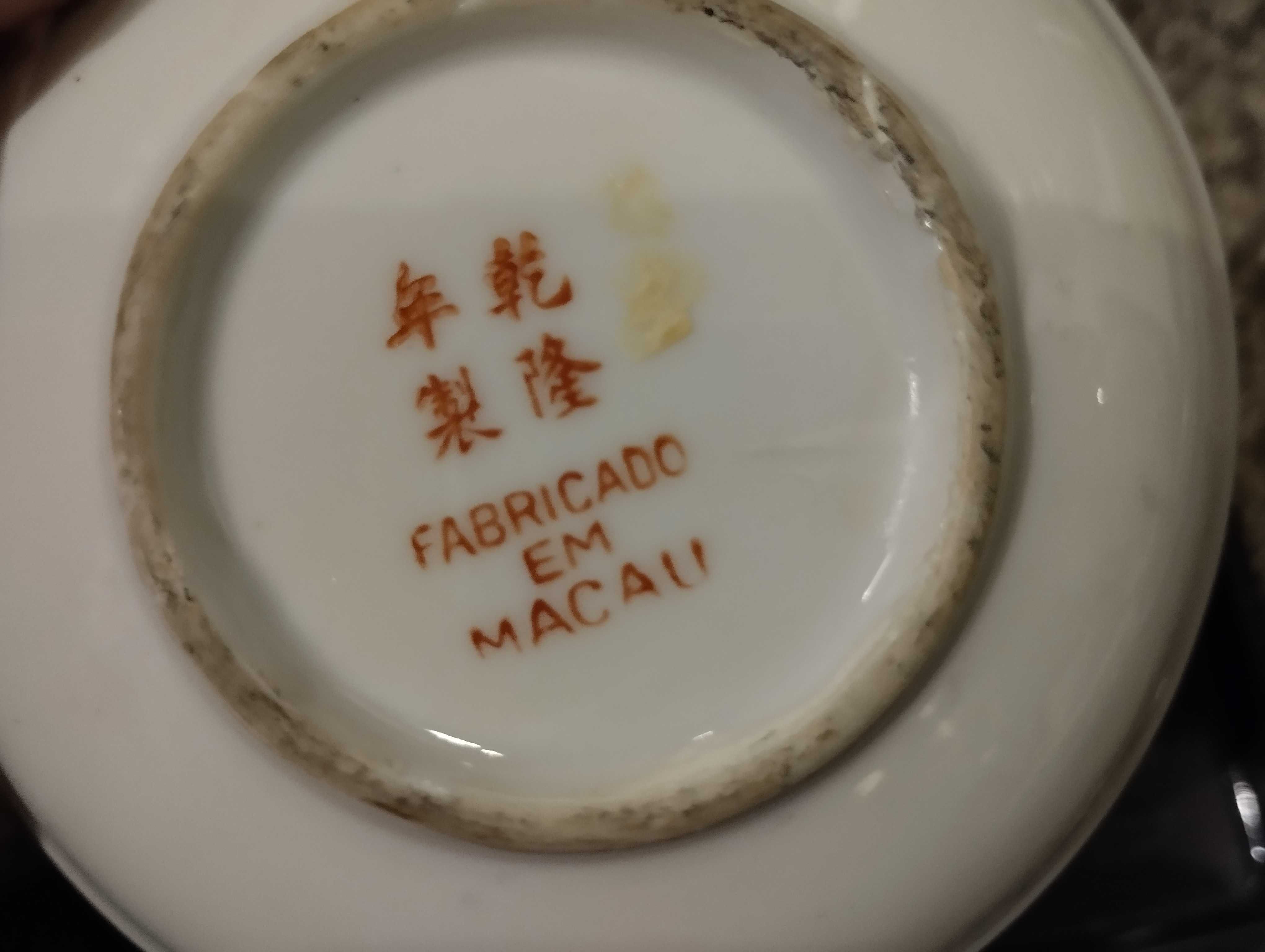 Pratos louça de Macau