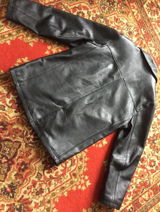 Шкіряна куртка шкіряна