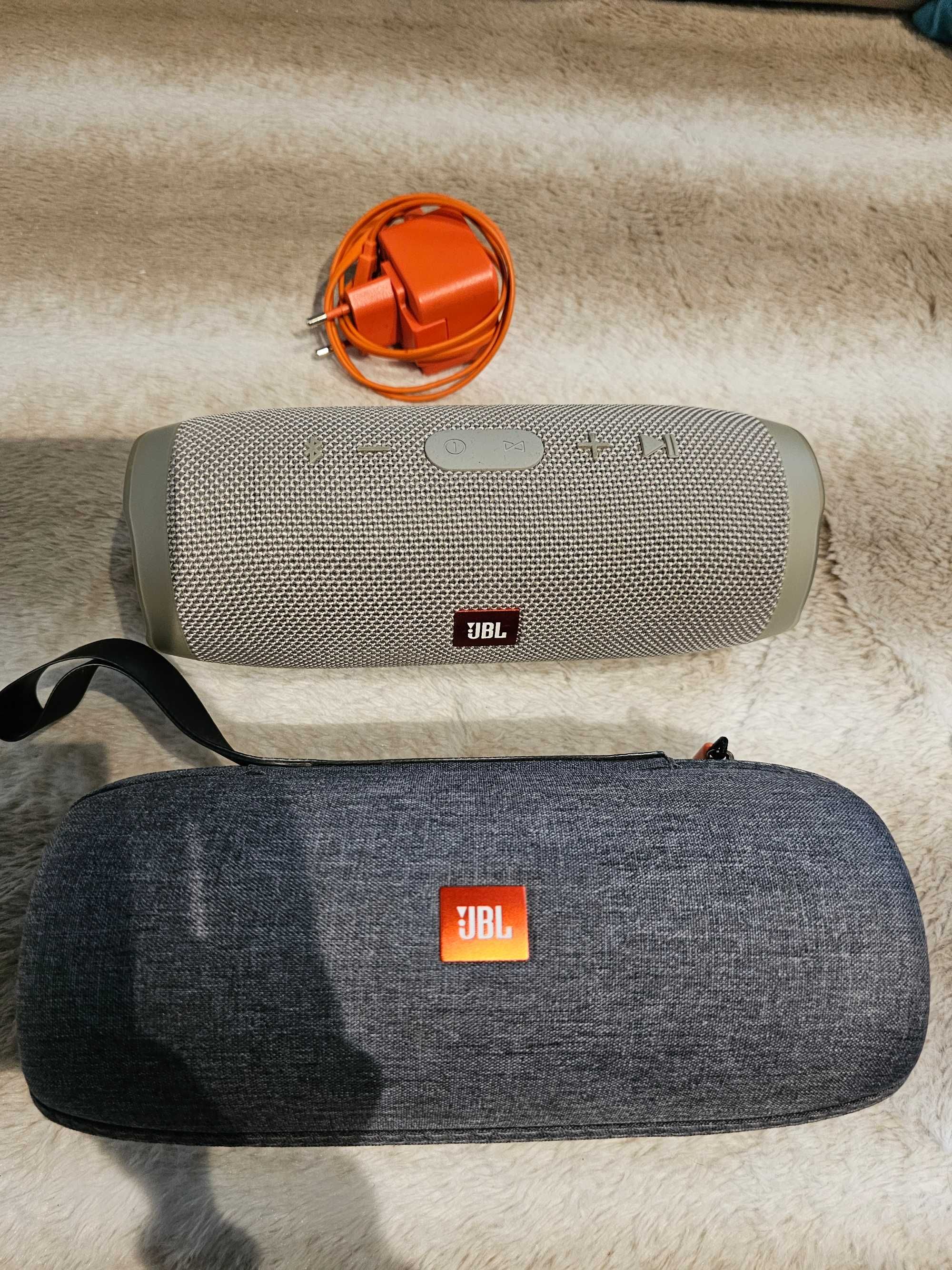 Używany głośnik JBL CHARGE 3 - wraz z oryginalnym futerałem etui