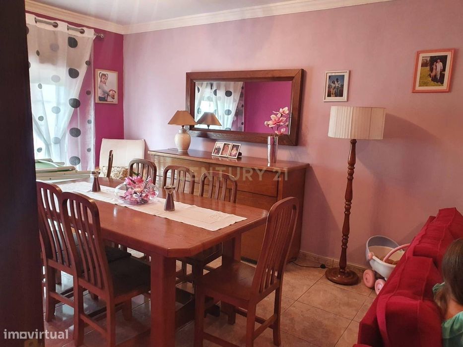 Espetacular Moradia com Vista Panorâmica em, Chaves