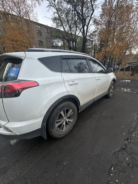 Toyota rav 4 2017г.