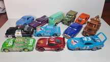 Lote miniaturas do filme carros da disney