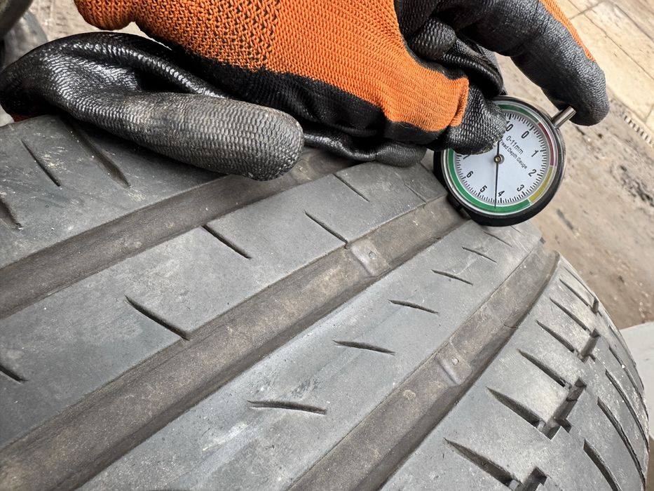 Шини літні Continental 245/45 R19