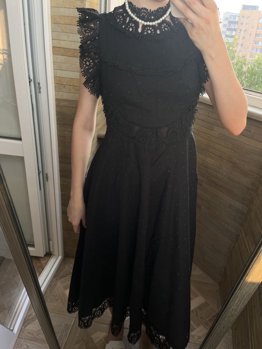 Вечірнє , випускне чорне  плаття міді