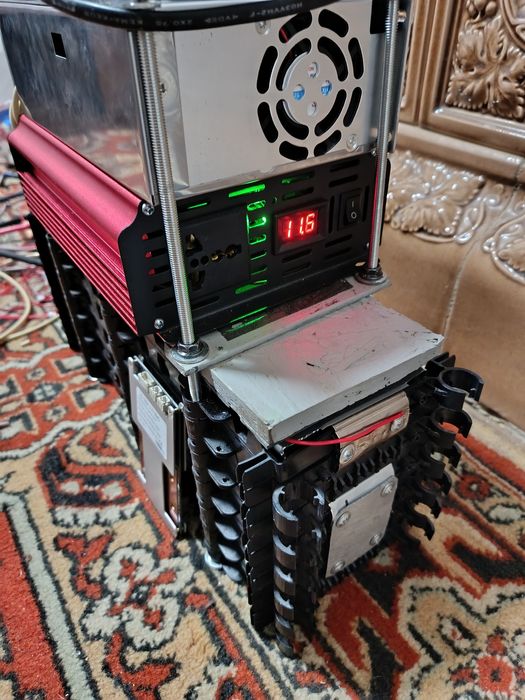 Зарядна станція інвертор чистий синус2500w.квт