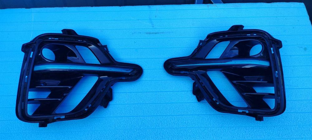 kia niro ev I решітка бампера протитуманної фари