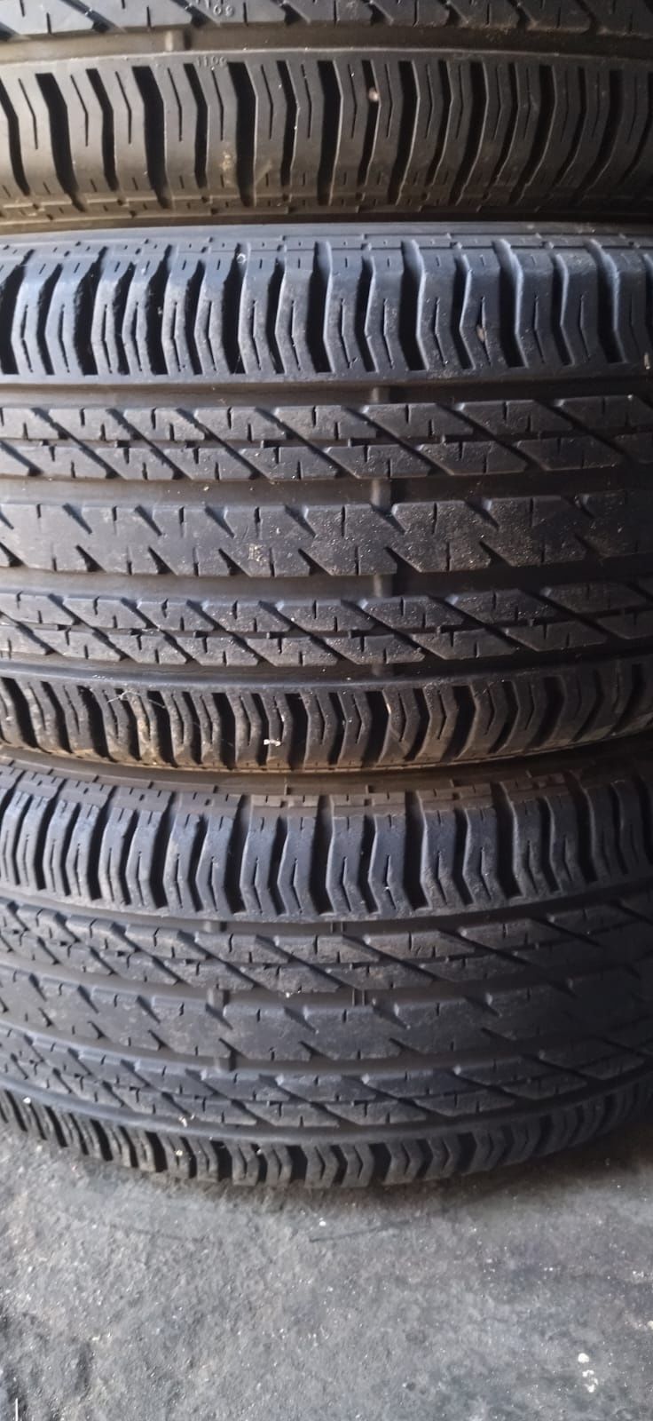 4 Pneus  255/60/15