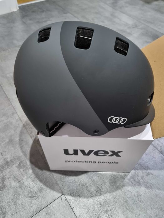 Kask na rower skuter hulajnoga audi uvex M L