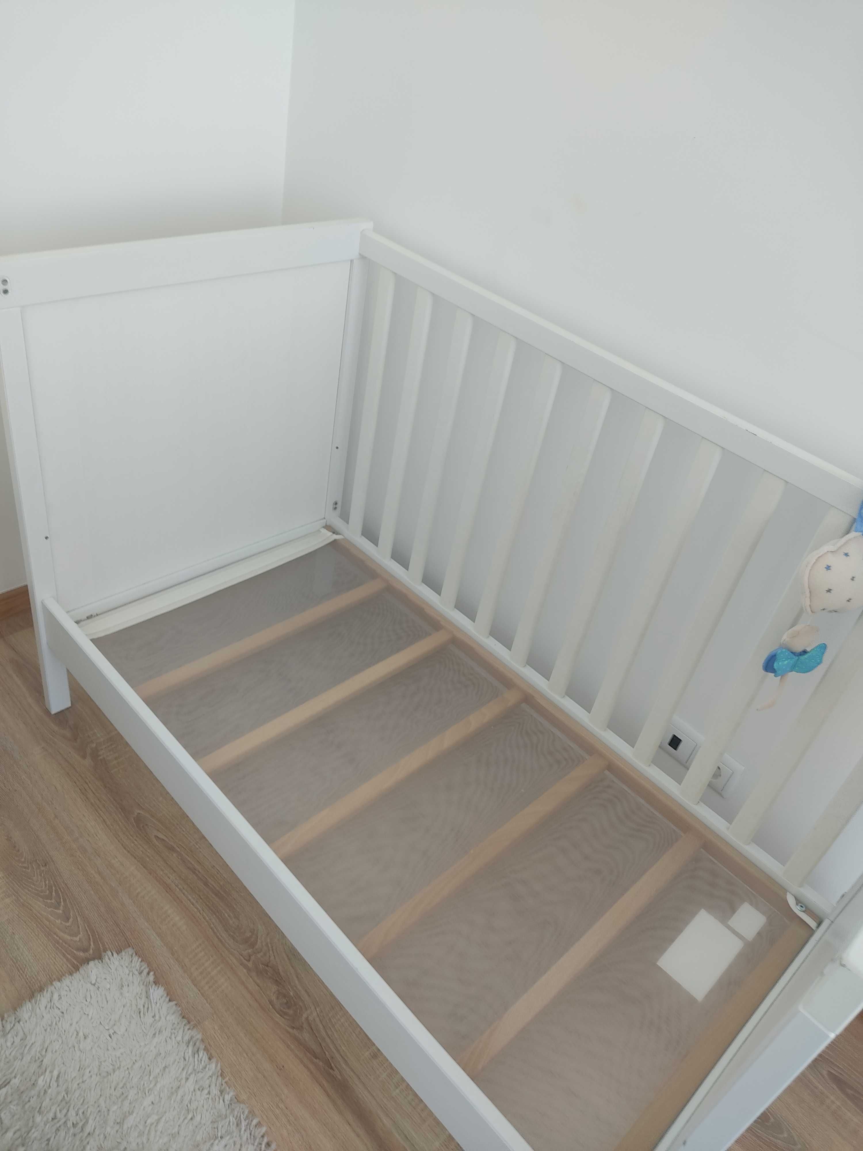 Cama/ berço bebé