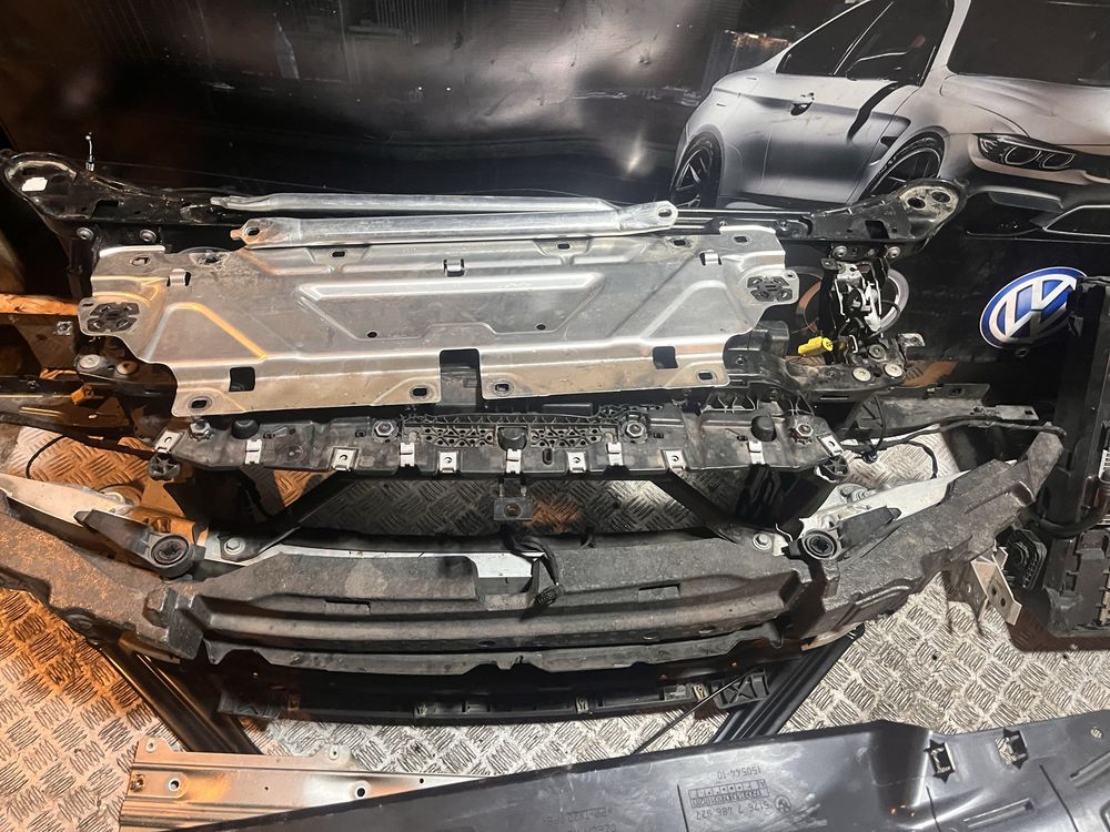 Bmw g22 pas przedni chlodnice komplet 2.0d