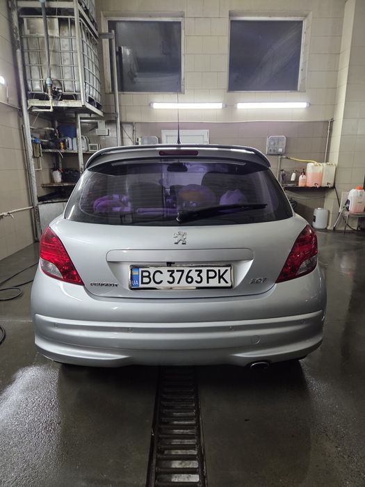 Продам автомобіль