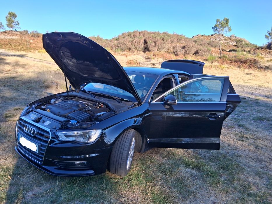 Audi A3 Limousine 1.6Tdi XENON LED REBOQUE