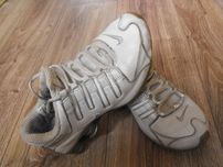 Buty NIKE Shox 36/37 23.5cm Skóra* biegowe buty sportowe białe
