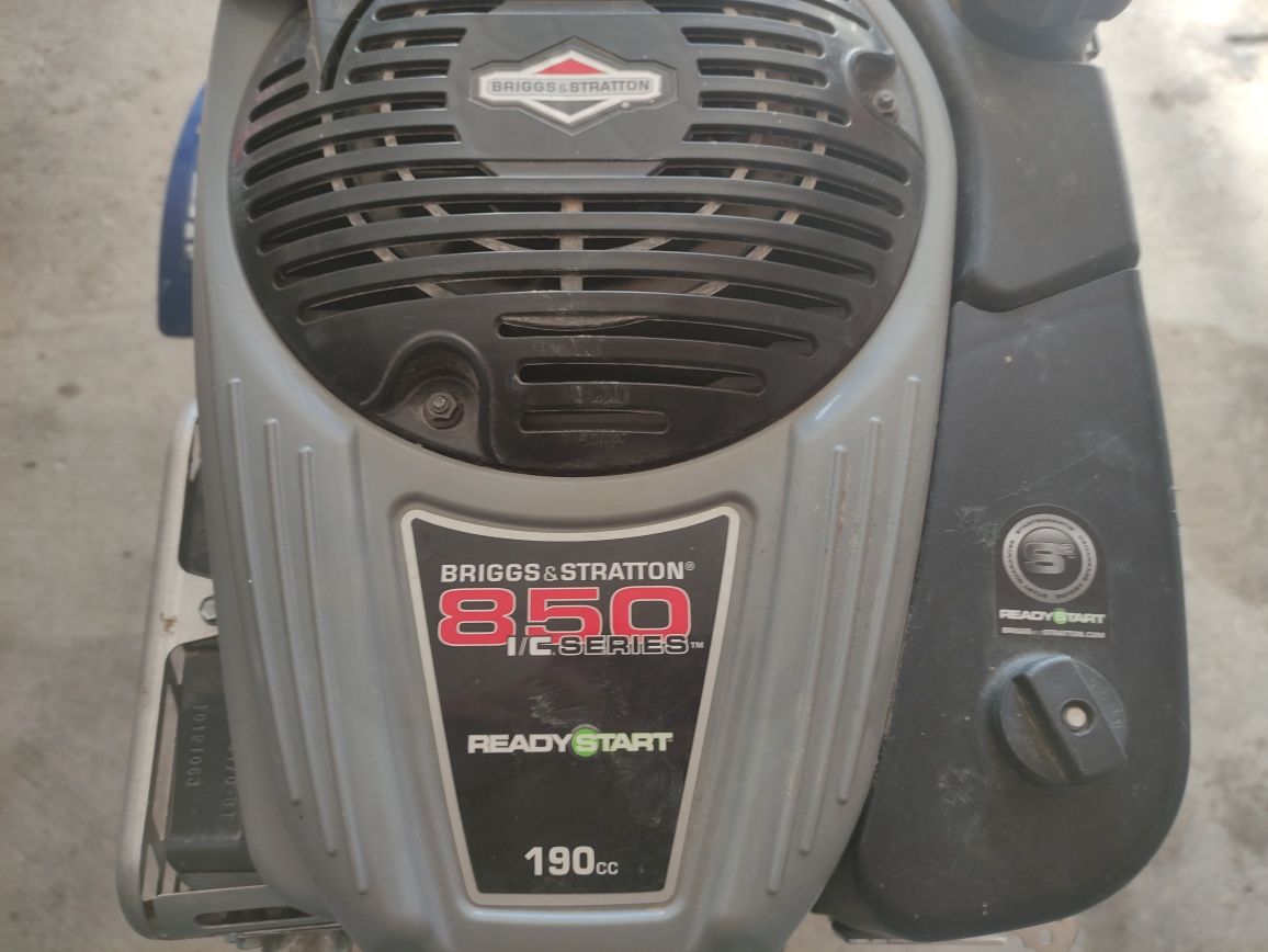 Glebogryzarka spalinowa silnik Briggs & Stratton 850 I/C Series 190cc