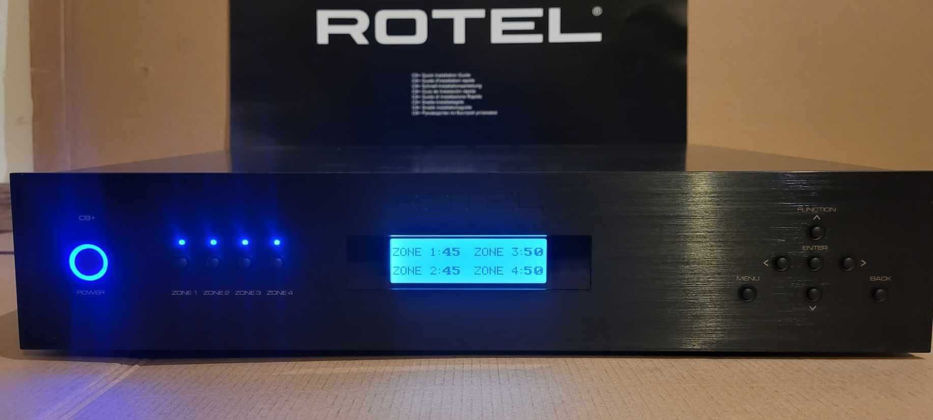 Rotel C8+ wzmacniacz