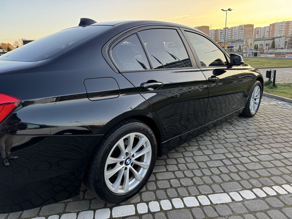 BMW F30 2016р. 11000$ Терміново