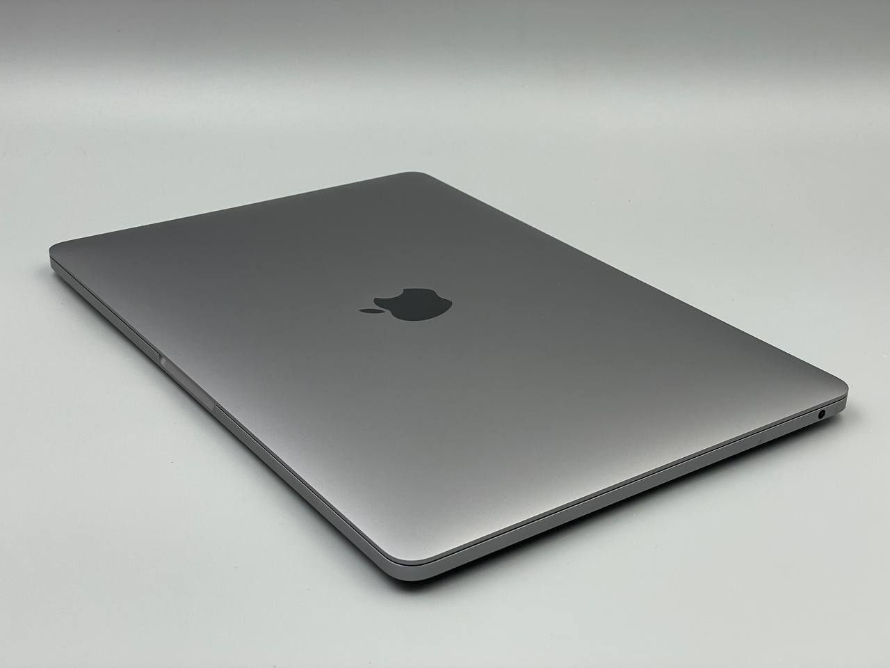 Apple Macbook Pro 13 M1 2020 8/256 Space Gray