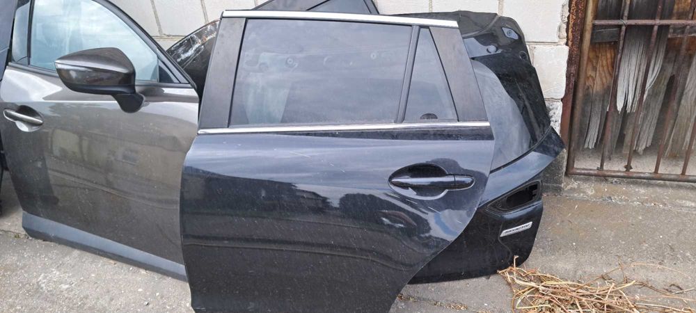 Drzwi Mazda 3 cx3 cx5 honda crv accord