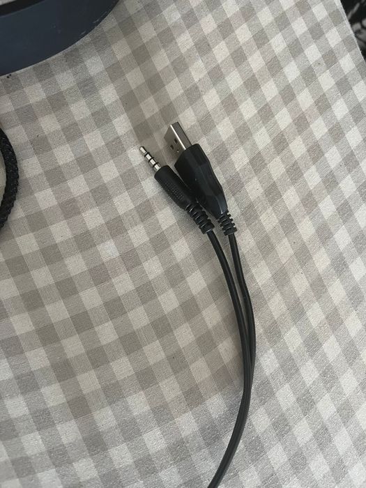 Auscultadores gaming com fio Play Contact 4.7 RGB