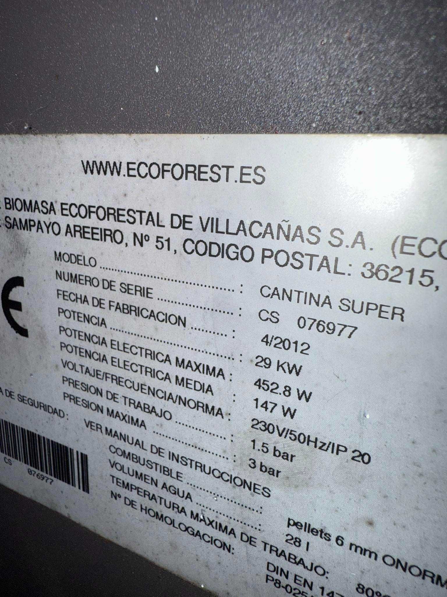 Caldeira a pellets Ecoforest modelo Cantina Super 29kw