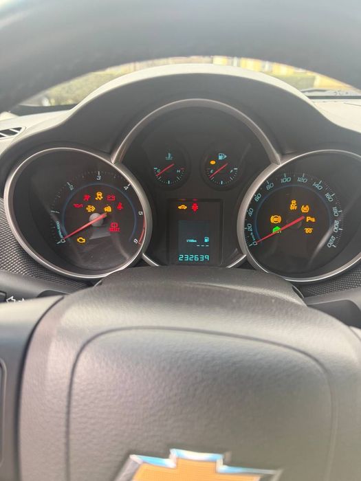 Продам авто Chevrolet Cruze 2012